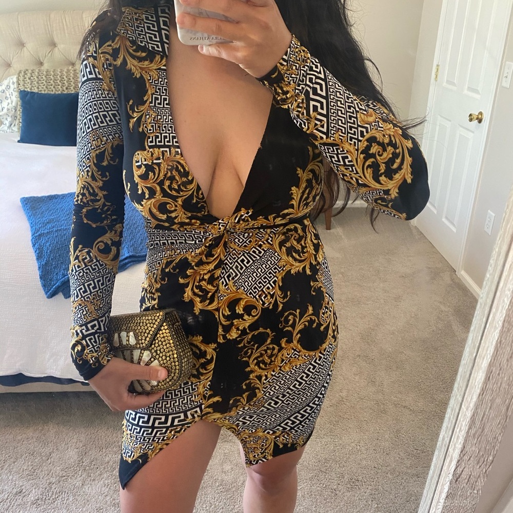 Dress - Picture 5 of 8